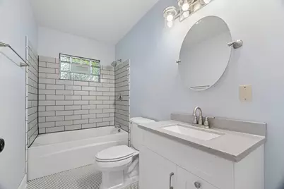 705  Oak St, South Milwaukee, WI 53172 - Photo 19