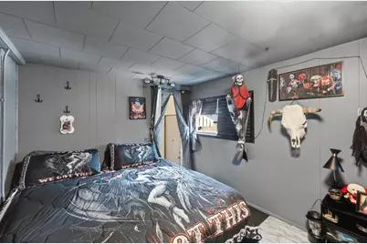 1827  Green St, Racine, WI 53402 - Photo 7