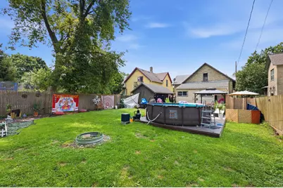 1827  Green St, Racine, WI 53402 - Photo 33