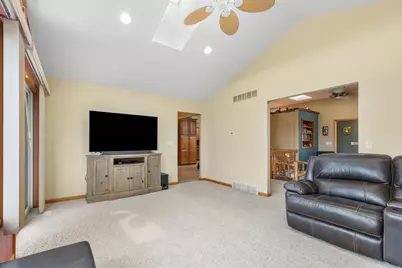 W1967  Mystic Ct, Ixonia, WI 53036 - Photo 19