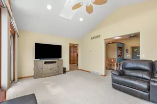 W1967 Mystic Ct, Ixonia, WI 53036 - Photo 19