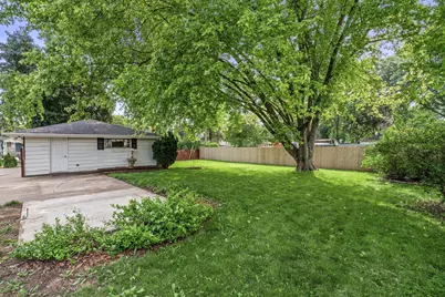 1651  1st Ave, Grafton, WI 53024 - Photo 31