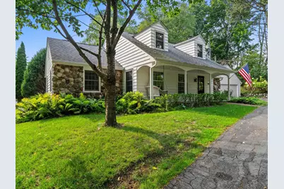 302  Fenway Ter, Manitowoc, WI 54220 - Photo 1