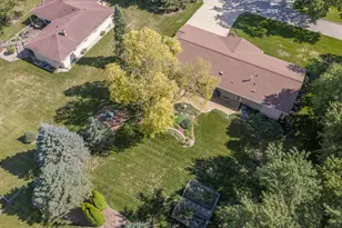 9738 W Barnard Ave, Greenfield, WI 53228 - Photo 31