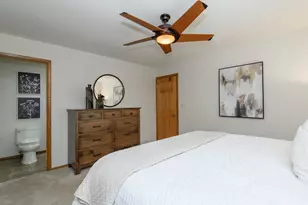 9738 W Barnard Ave, Greenfield, WI 53228 - Photo 23