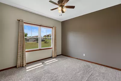 9315  Hollyhock Ln, Racine, WI 53406 - Photo 21