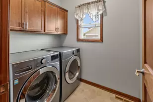 9315 Hollyhock Ln, Racine, WI 53406 - Photo 17