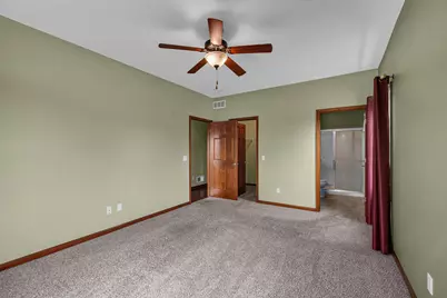 9315  Hollyhock Ln, Racine, WI 53406 - Photo 19
