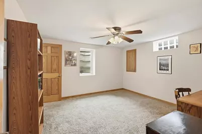 16010 W Cynthia Dr, New Berlin, WI 53151 - Photo 25
