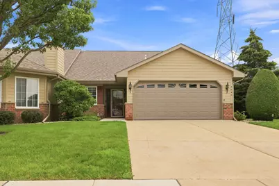 2043  27th Ave, Kenosha, WI 53140 - Photo 1