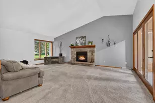 N71W27107 Meadow Wood Ln, Lisbon, WI 53089 - Photo 7