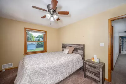 8560 S Sharon Dr, Oak Creek, WI 53154 - Photo 17