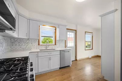 5462 N 103rd St, Milwaukee, WI 53225 - Photo 11