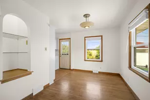 5462 N 103rd St, Milwaukee, WI 53225 - Photo 7