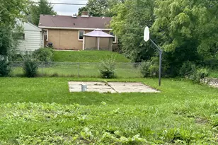 5037 N 74th St, Milwaukee, WI 53218 - Photo 5