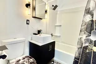5037 N 74th St, Milwaukee, WI 53218 - Photo 17