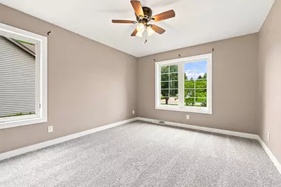 4094 W Whispering Ridge Pass, Franklin, WI 53132 - Photo 25
