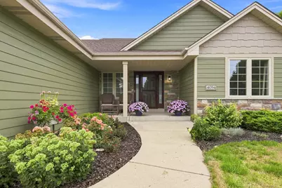 4094 W Whispering Ridge Pass, Franklin, WI 53132 - Photo 3