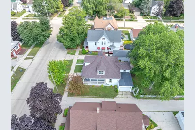 2313  Washington St, Two Rivers, WI 54241 - Photo 27