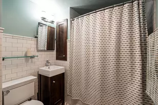 1931 N Bartlett Ave, Milwaukee, WI 53202 - Photo 11