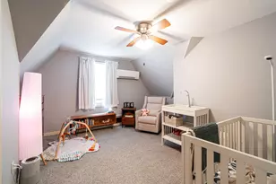 1931 N Bartlett Ave, Milwaukee, WI 53202 - Photo 19