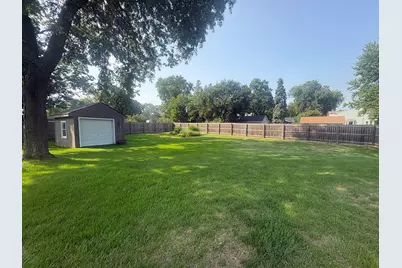 136 S Maple St, Oconomowoc, WI 53066 - Photo 33
