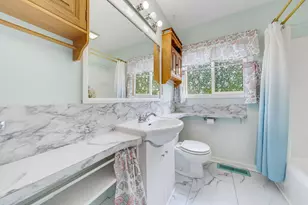 6512 W Euclid Ave, Milwaukee, WI 53219 - Photo 21