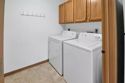 1236 N Sunnyslope Dr #204, Racine, WI 53406 - Photo 15