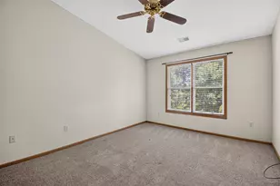 1236 N Sunnyslope Dr, Racine, WI 53406 - Photo 17