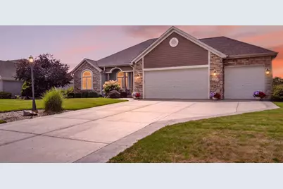 8528  94th Ave, Pleasant Prairie, WI 53158 - Photo 3