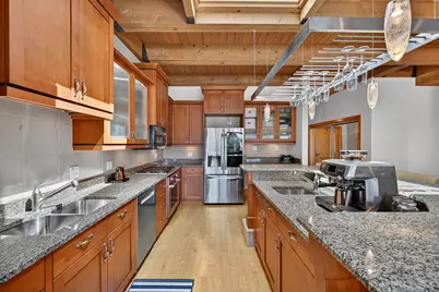 601 E Erie St #603, Milwaukee, WI 53202 - Photo 15