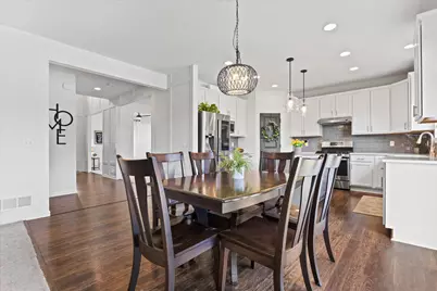 2501  Marie Cir, Waukesha, WI 53189 - Photo 11