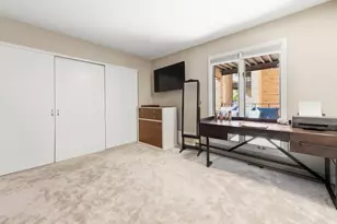 3942 N Oakland Ave, Shorewood, WI 53211 - Photo 29
