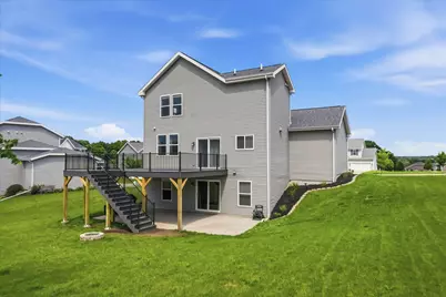 2518  Marie Cir, Waukesha, WI 53189 - Photo 41