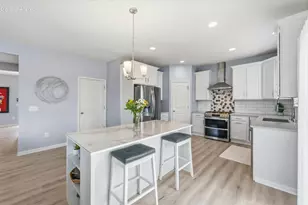 2518 Marie Cir, Waukesha, WI 53189 - Photo 7