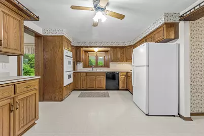 N120W20937  Freistadt Rd, Germantown, WI 53022 - Photo 9