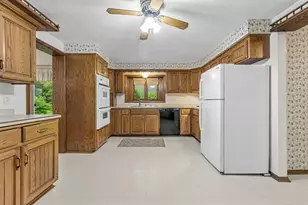 N120W20937 Freistadt Rd, Germantown, WI 53022 - Photo 9