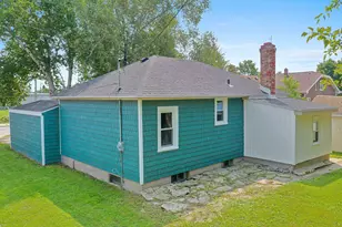 626 S 20th St, Manitowoc, WI 54220 - Photo 35