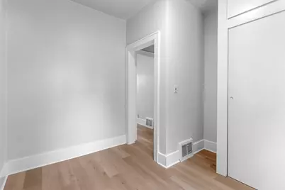 626 S 20th St, Manitowoc, WI 54220 - Photo 17