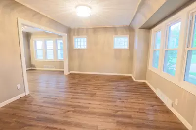 5506 N 34th St, Milwaukee, WI 53209 - Photo 11