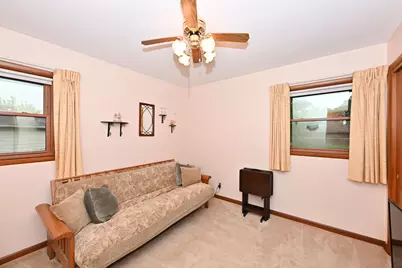 3220 S 82nd Ct, Milwaukee, WI 53219 - Photo 15