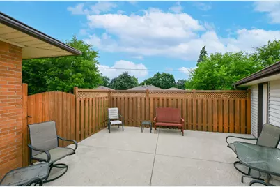 3220 S 82nd Ct, Milwaukee, WI 53219 - Photo 23