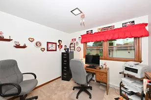 3220 S 82nd Ct, Milwaukee, WI 53219 - Photo 17