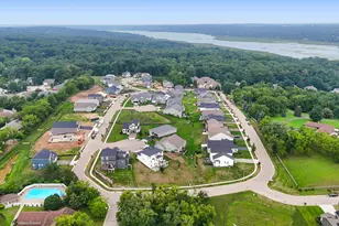 1630 Monte Vis Dr, Lake Geneva, WI 53147 - Photo 35