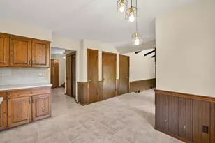15100 W Glendale Dr, New Berlin, WI 53151 - Photo 13