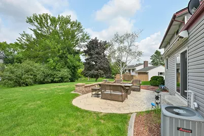 15100 W Glendale Dr, New Berlin, WI 53151 - Photo 23