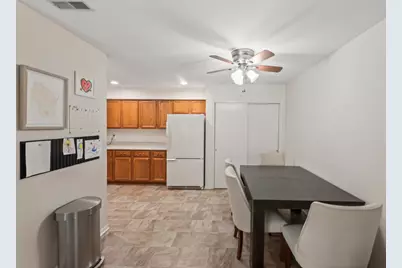 1097  Quinlan Dr #Unit D, Pewaukee, WI 53072 - Photo 9