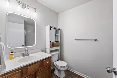 1097  Quinlan Dr #Unit D, Pewaukee, WI 53072 - Photo 15
