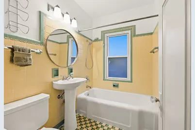 3074 S Wentworth Ave, Milwaukee, WI 53207 - Photo 19