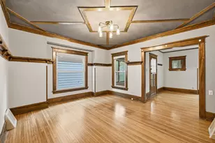 3074 S Wentworth Ave, Milwaukee, WI 53207 - Photo 11